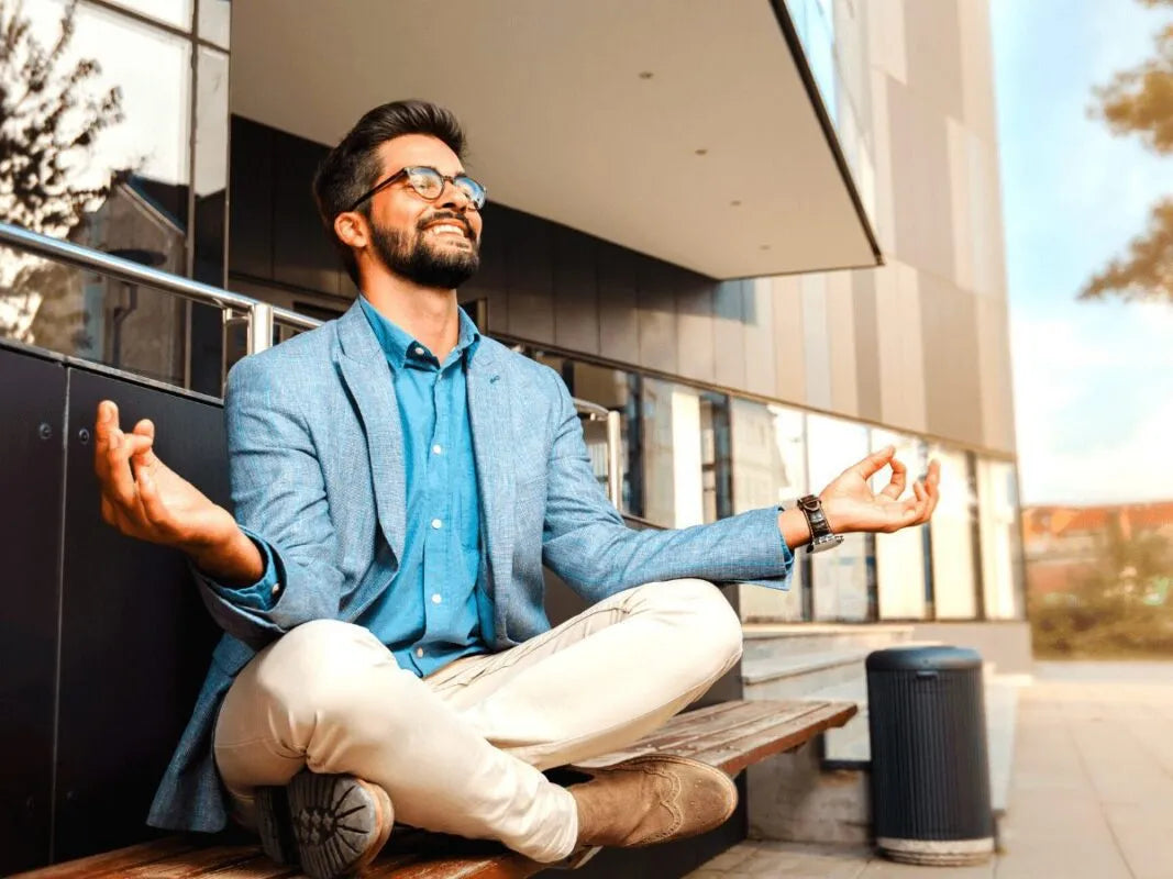 Désacralisons La Méditation ! Comment commencer à méditer simplement et vivre en pleine conscience? - MOUVERS.CO